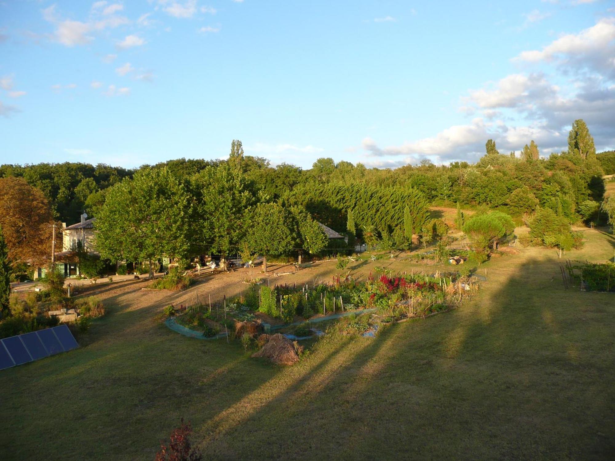 La Source, Vegetarian Guest House Chabeuil Exterior foto